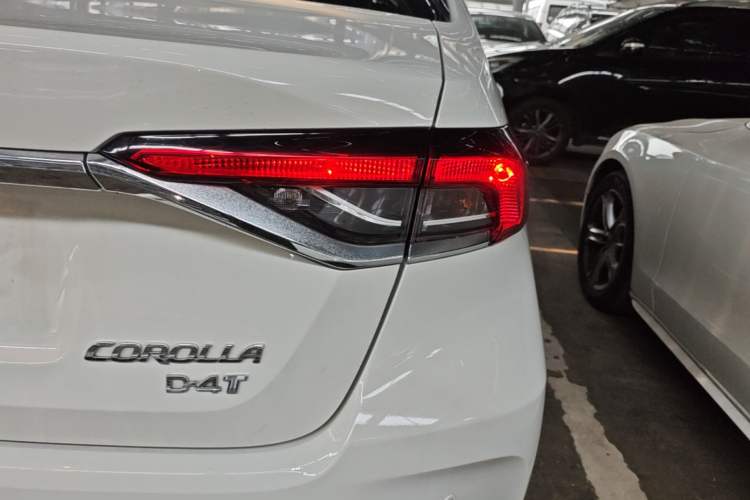 Used Toyota Corolla 2021 1.2T S-CVT Elite PLUS Edition Right Rear Taillight