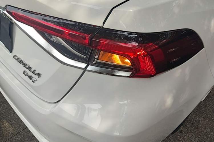 Used Toyota Corolla 2021 1.2T S-CVT Elite PLUS Edition Right Rear Taillight