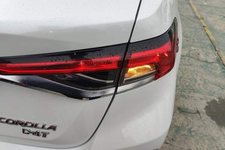 Used Toyota Corolla 2021 1.2T S-CVT Elite PLUS Edition Right Rear Taillight
