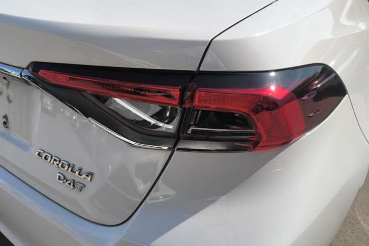 Used Toyota Corolla 2021 1.2T S-CVT Elite PLUS Edition Right Rear Taillight