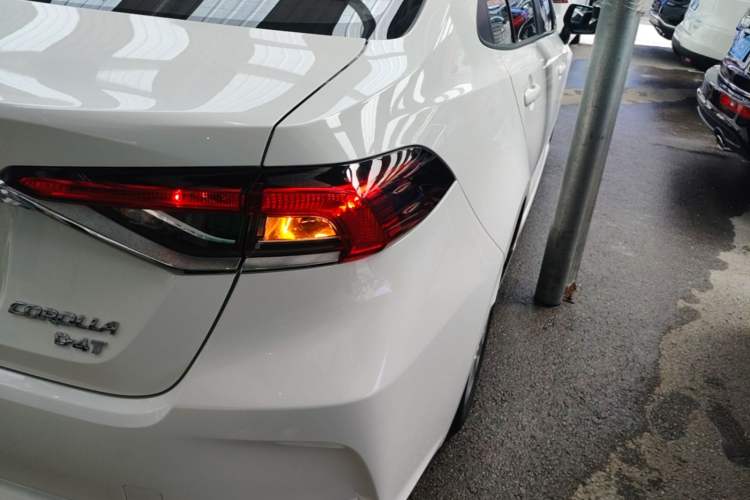 Used Toyota Corolla 2021 1.2T S-CVT Pioneer PLUS Edition Right Rear Taillight