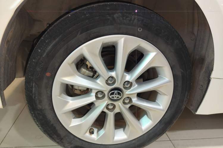Used Toyota Corolla 2021 Dual-Motor 1.8L E-CVT Elite Edition Right Rear Wheel Hub
