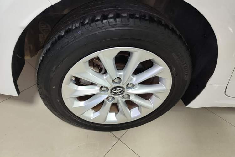 Used Toyota Corolla 2021 1.2T S-CVT Luxury Edition Right Rear Wheel Hub