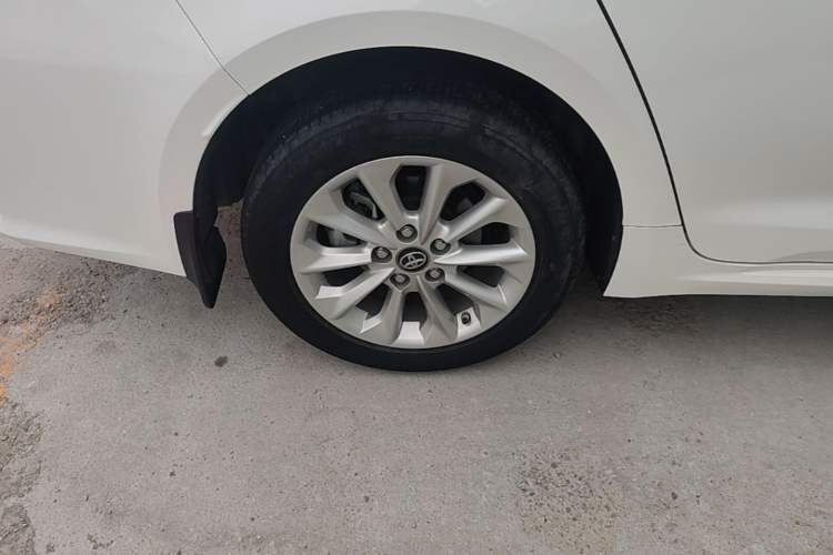 Used Toyota Corolla 2021 Dual-Motor 1.8L E-CVT Elite Edition Right Rear Wheel Hub
