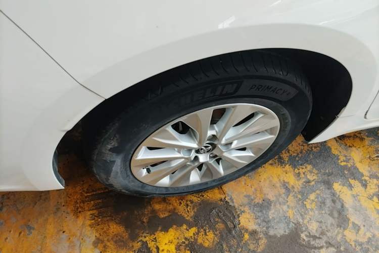 Used Toyota Corolla 2021 1.2T S-CVT Pioneer PLUS Edition Right Rear Wheel Hub