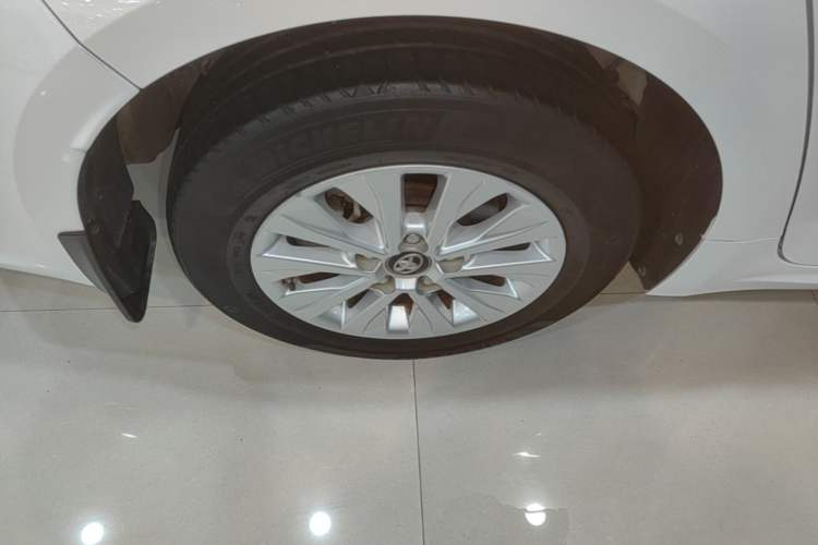 Used Toyota Corolla 2021 1.2T S-CVT Pioneer PLUS Edition Right Rear Wheel Hub