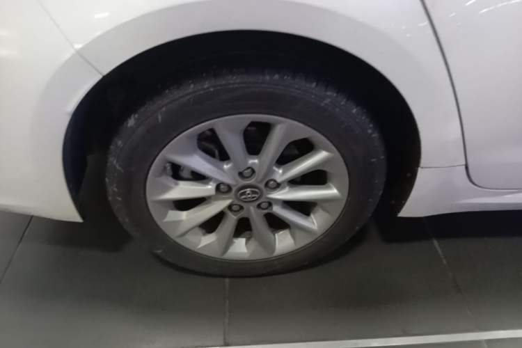Used Toyota Corolla 2021 Dual-Motor 1.8L E-CVT Elite Edition Right Rear Wheel Hub