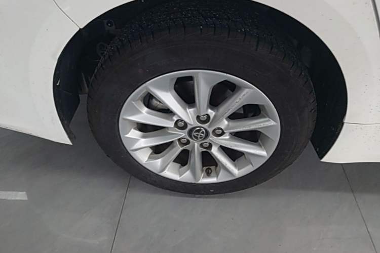 Used Toyota Corolla 2021 Dual-Motor 1.8L E-CVT Elite Edition Right Rear Wheel Hub