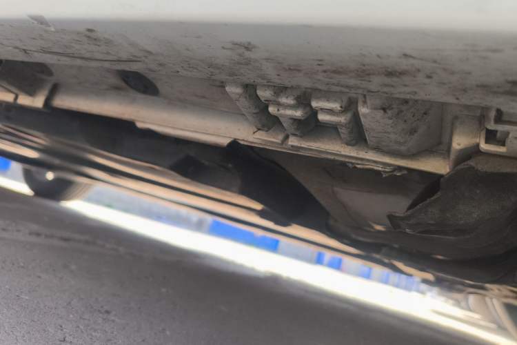 Used Toyota Corolla 2021 TNGA 1.5L CVT Pioneer Edition Right Side Sill