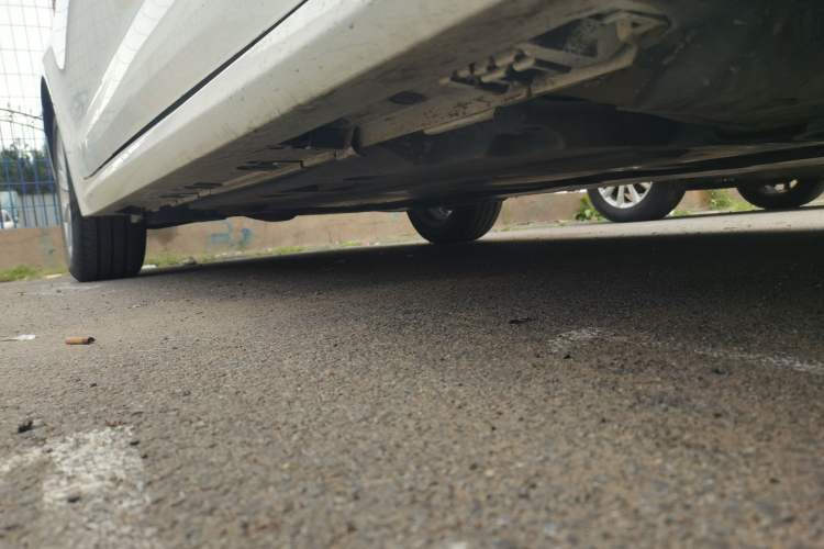 Used Toyota Corolla 2021 Dual-Motor 1.8L E-CVT Elite Edition Right Side Sill
