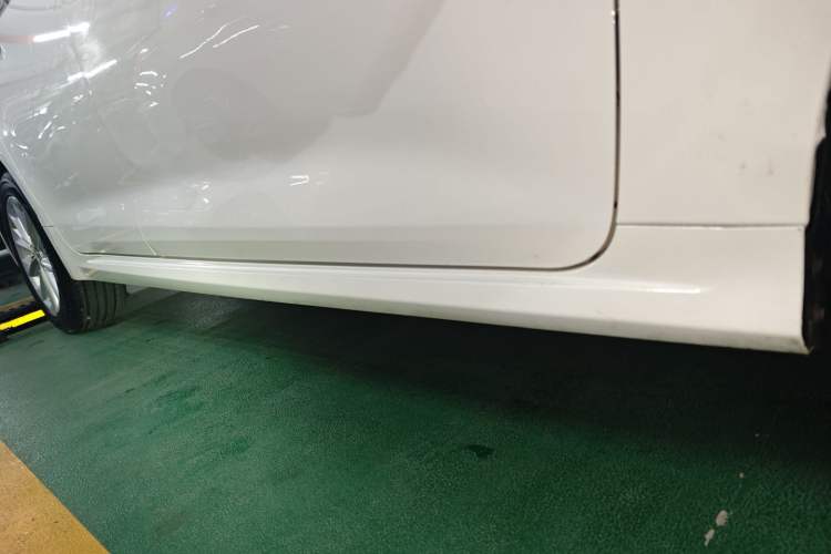 Used Toyota Corolla 2021 1.2T S-CVT Elite PLUS Edition Right Side Sill