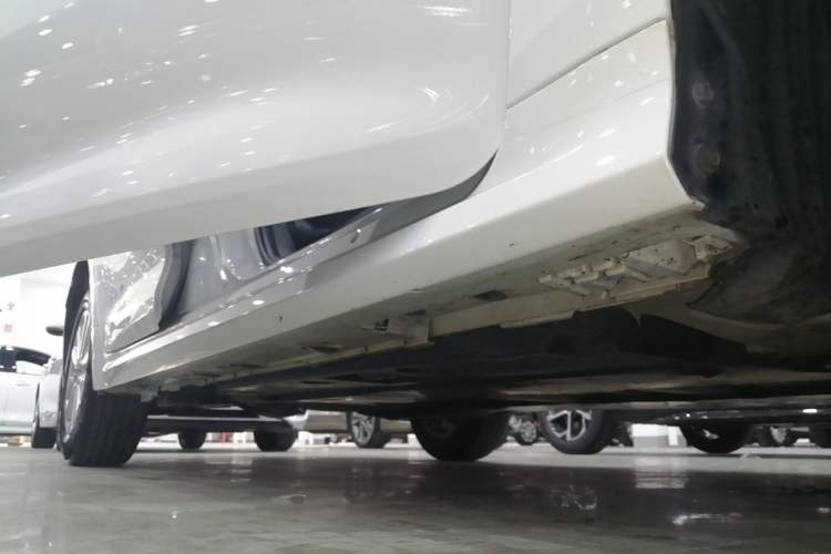 Used Toyota Corolla 2021 1.2T S-CVT Pioneer PLUS Edition Right Side Sill