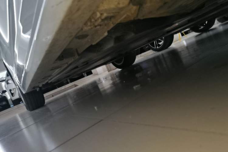 Used Toyota Corolla 2021 Dual-Motor 1.8L E-CVT Elite Edition Right Side Sill