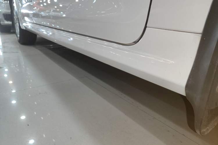 Used Toyota Corolla 2021 1.2T S-CVT Pioneer PLUS Edition Right Side Sill