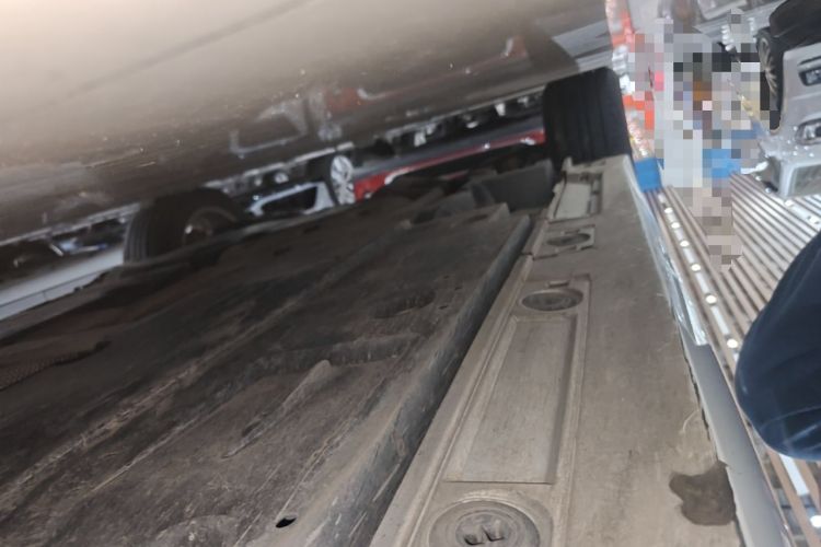 Used Toyota Corolla 2021 Dual-Motor 1.8L E-CVT Elite Edition Right Side Sill
