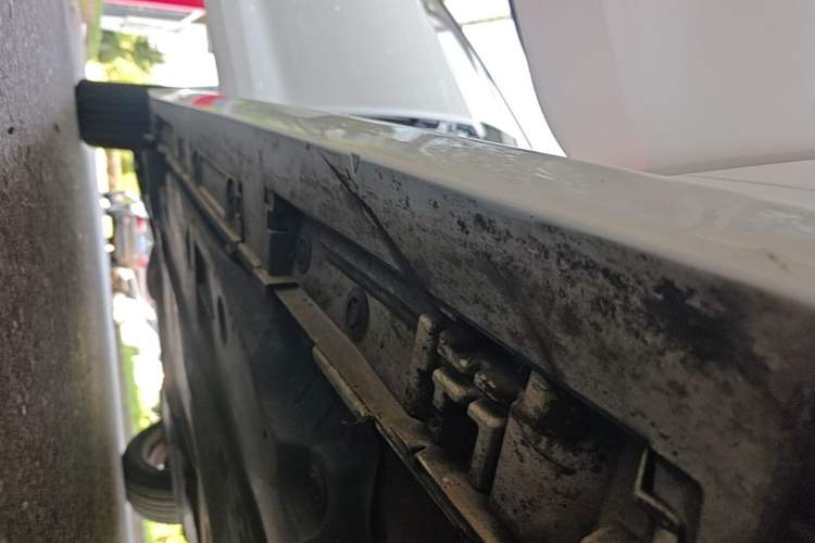 Used Toyota Corolla 2021 Dual-Motor 1.8L E-CVT Elite Edition Right Side Sill