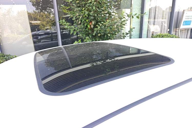 Used Toyota Corolla 2021 Dual-Motor 1.8L E-CVT Elite Edition Roof