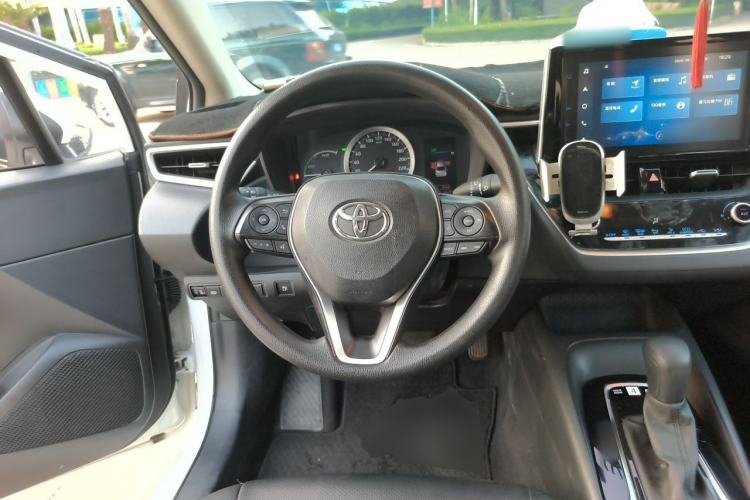 Used Toyota Corolla 2021 Dual-Motor 1.8L E-CVT Elite Edition Steering Wheel