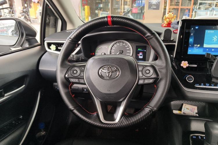 Used Toyota Corolla 2021 Dual-Motor 1.8L E-CVT Elite Edition Steering Wheel