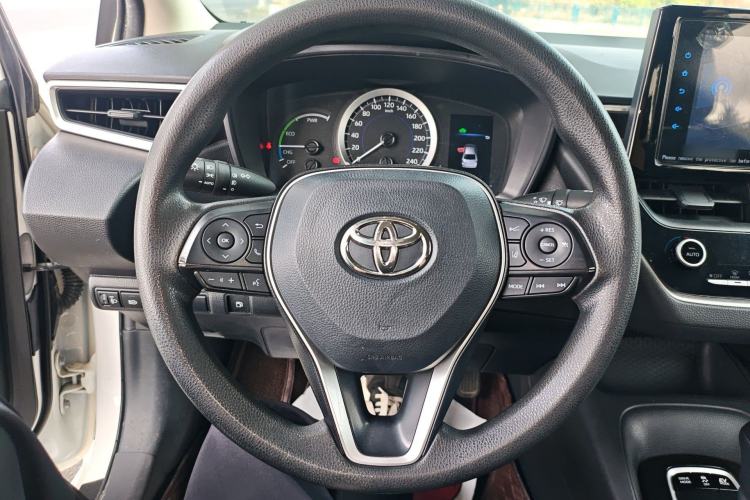 Used Toyota Corolla 2021 Dual-Engine 1.8L E-CVT Pioneer Edition Steering Wheel