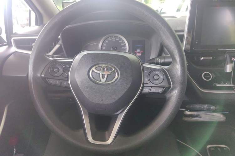 Used Toyota Corolla 2021 Dual-Motor 1.8L E-CVT Elite Edition Steering Wheel