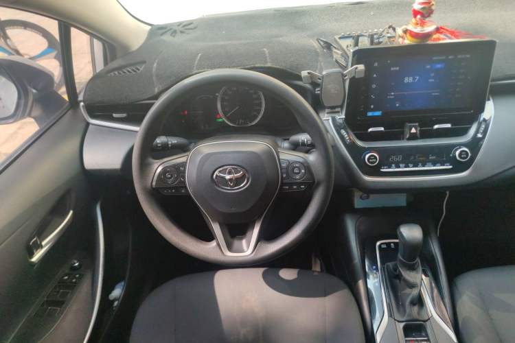 Used Toyota Corolla 2021 Dual-Motor 1.8L E-CVT Elite Edition Steering Wheel