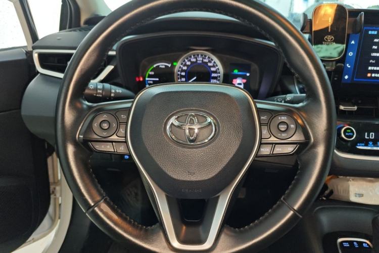 Used Toyota Corolla 2021 Dual-Motor 1.8L E-CVT Elite Edition Steering Wheel