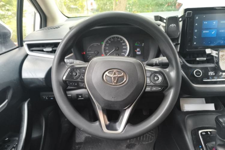 Used Toyota Corolla 2021 Dual-Motor 1.8L E-CVT Elite Edition Steering Wheel