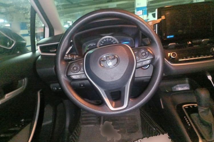 Used Toyota Corolla 2021 Dual-Motor 1.8L E-CVT Elite Edition Steering Wheel