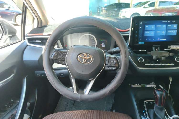 Used Toyota Corolla 2021 Dual-Motor 1.8L E-CVT Elite Edition Steering Wheel