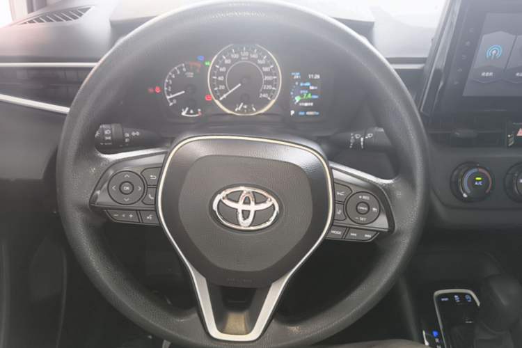 Used Toyota Corolla 2021 1.2T S-CVT Pioneer Edition Steering Wheel