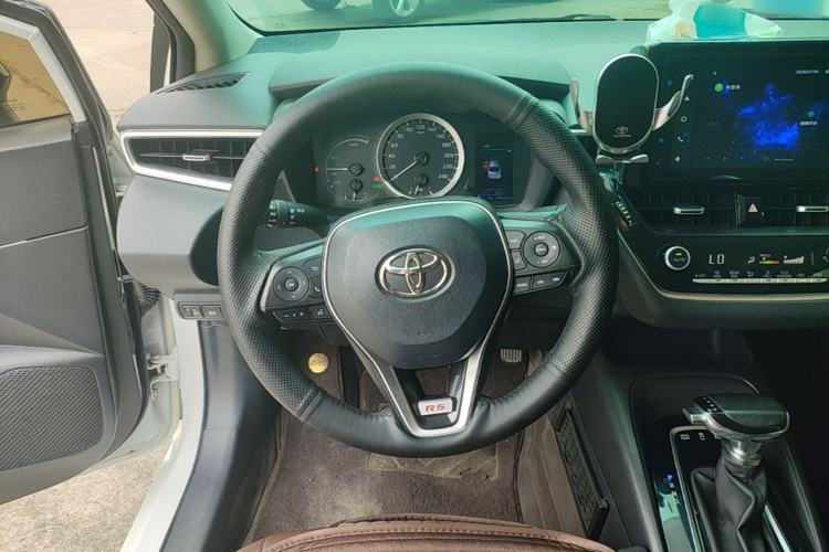 Used Toyota Corolla 2021 Dual-Motor 1.8L E-CVT Elite Edition Steering Wheel