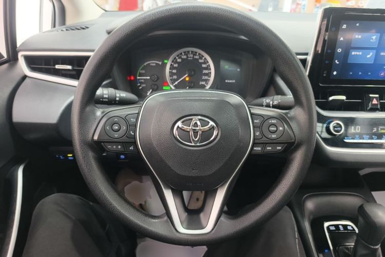 Used Toyota Corolla 2021 Dual-Motor 1.8L E-CVT Elite Edition Steering Wheel