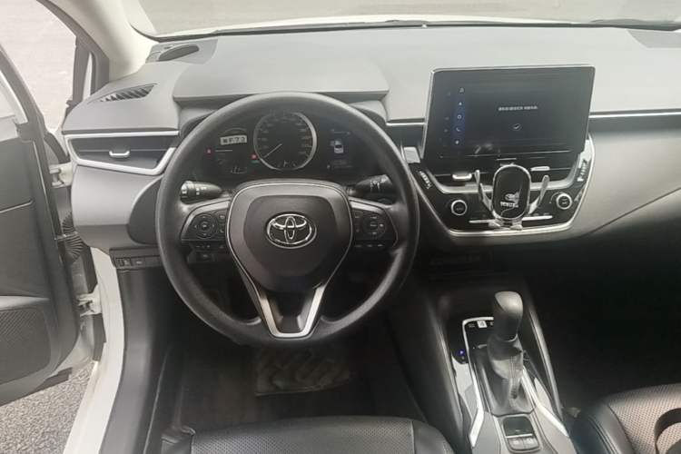 Used Toyota Corolla 2021 Dual-Motor 1.8L E-CVT Elite Edition Steering Wheel