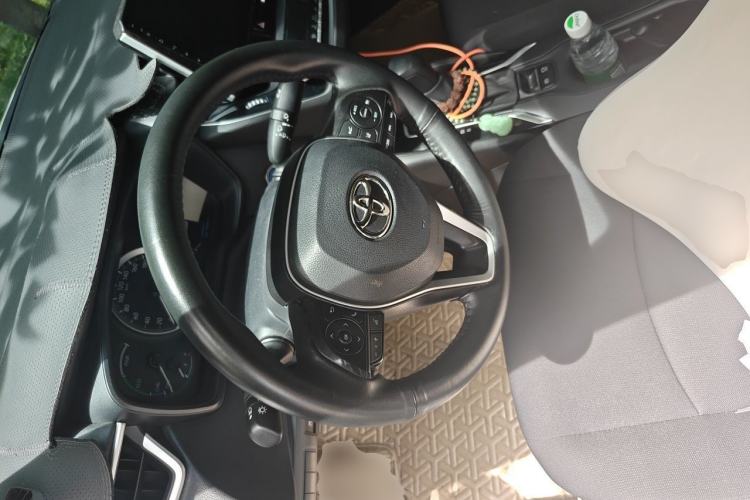 Used Toyota Corolla 2021 Dual-Motor 1.8L E-CVT Elite Edition Steering Wheel