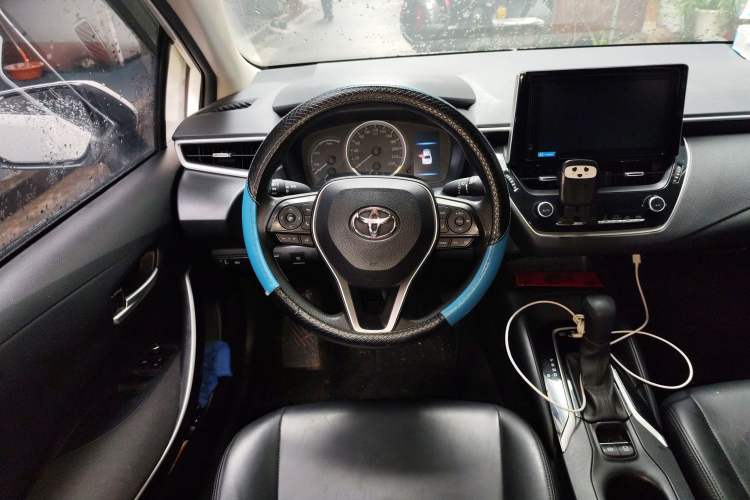 Used Toyota Corolla 2021 Dual-Motor 1.8L E-CVT Elite Edition Steering Wheel