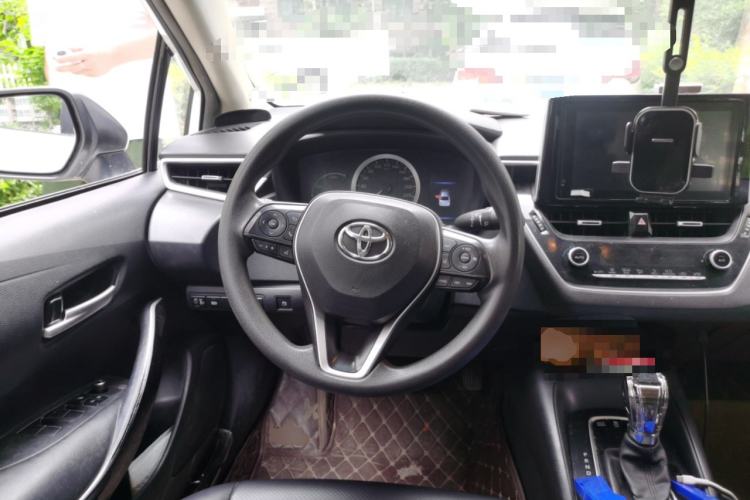 Used Toyota Corolla 2021 Dual-Motor 1.8L E-CVT Elite Edition Steering Wheel