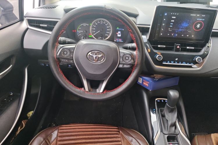 Used Toyota Corolla 2021 Dual-Motor 1.8L E-CVT Elite Edition Steering Wheel