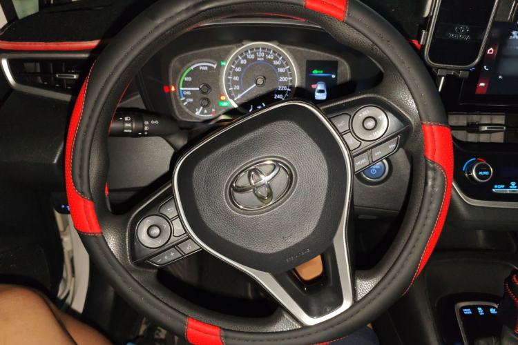 Used Toyota Corolla 2021 Dual-Motor 1.8L E-CVT Elite Edition Steering Wheel