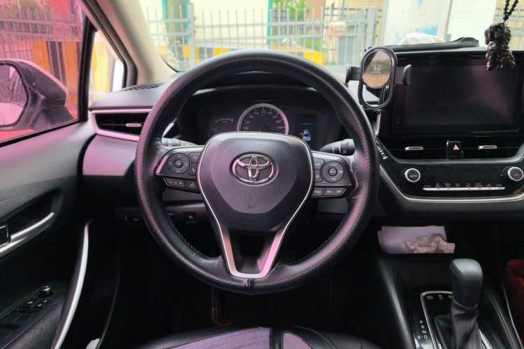 Used Toyota Corolla 2021 Dual-Motor 1.8L E-CVT Elite Edition Steering Wheel