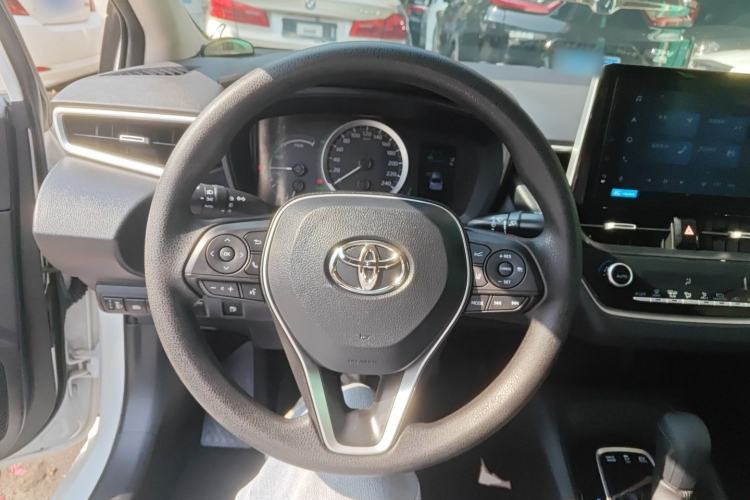 Used Toyota Corolla 2021 Dual-Motor 1.8L E-CVT Elite Edition Steering Wheel