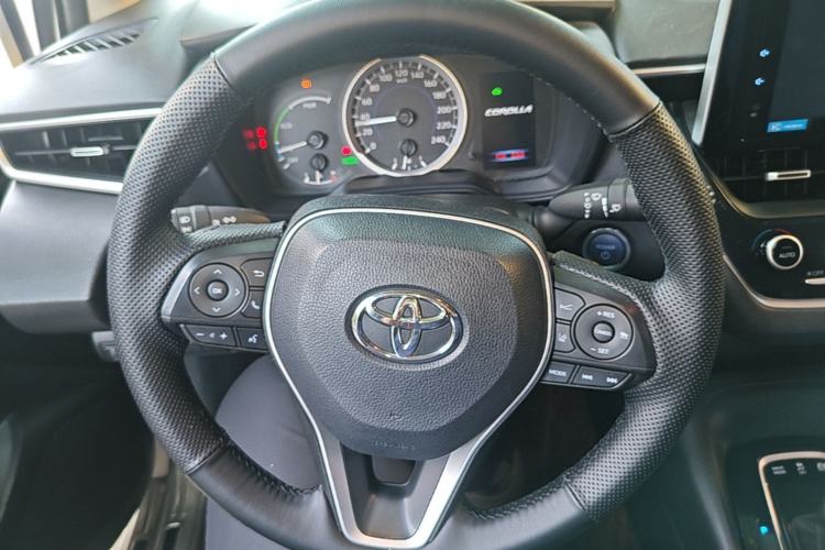Used Toyota Corolla 2021 Dual-Motor 1.8L E-CVT Elite Edition Steering Wheel
