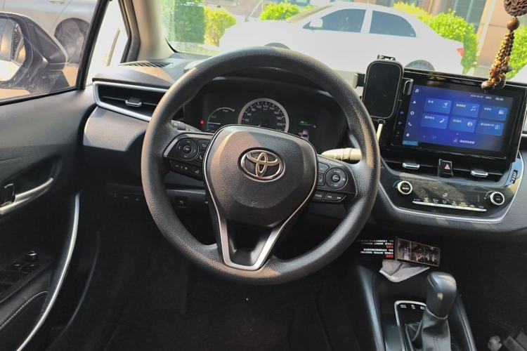 Used Toyota Corolla 2021 Dual-Motor 1.8L E-CVT Elite Edition Steering Wheel