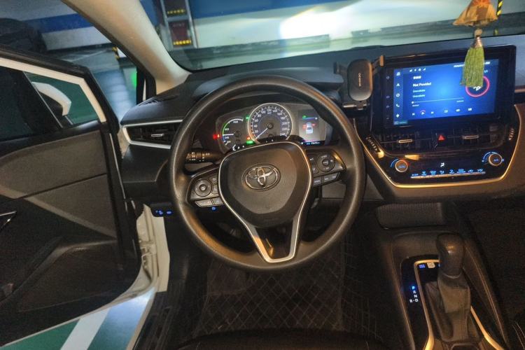 Used Toyota Corolla 2021 Dual-Motor 1.8L E-CVT Elite Edition Steering Wheel