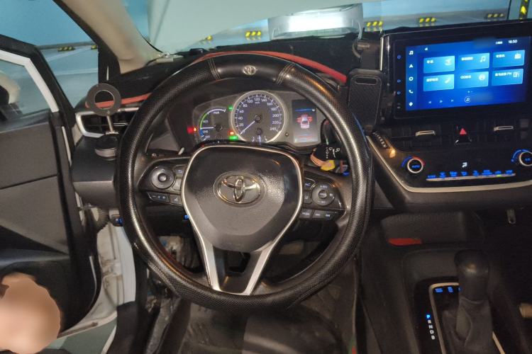 Used Toyota Corolla 2021 Dual-Motor 1.8L E-CVT Elite Edition Steering Wheel