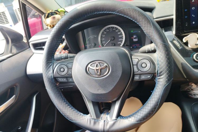 Used Toyota Corolla 2021 Dual-Motor 1.8L E-CVT Elite Edition Steering Wheel