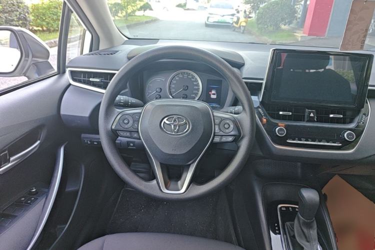 Used Toyota Corolla 2021 Dual-Motor 1.8L E-CVT Elite Edition Steering Wheel