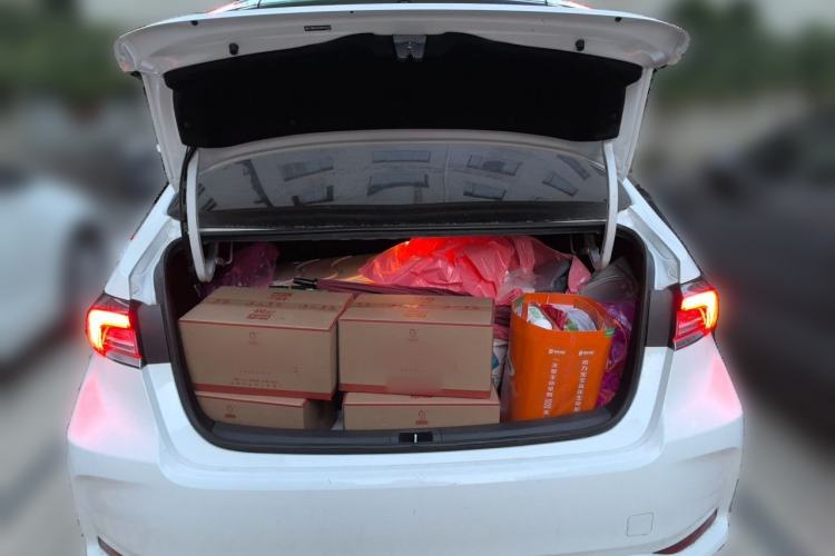 Used Toyota Corolla 2021 Dual-Motor 1.8L E-CVT Elite Edition Trunk