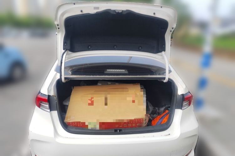Used Toyota Corolla 2021 Dual-Motor 1.8L E-CVT Elite Edition Trunk