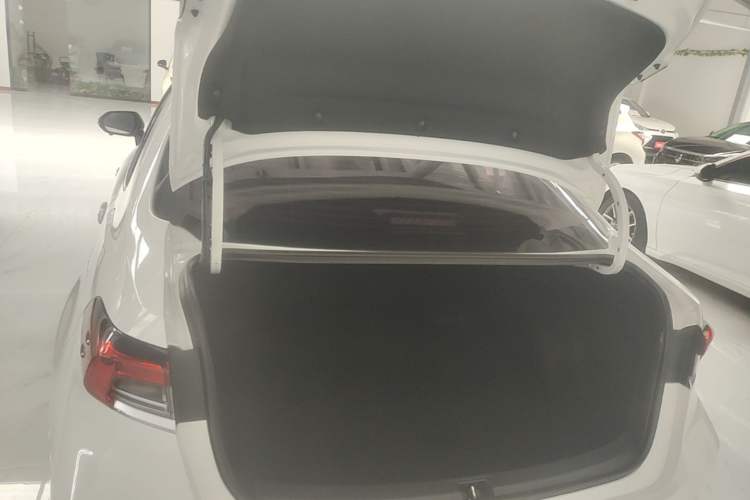 Used Toyota Corolla 2021 1.2T S-CVT Flagship Edition Trunk